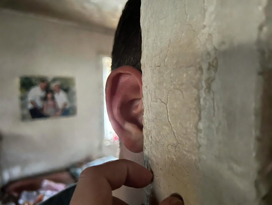 Scratching sounds